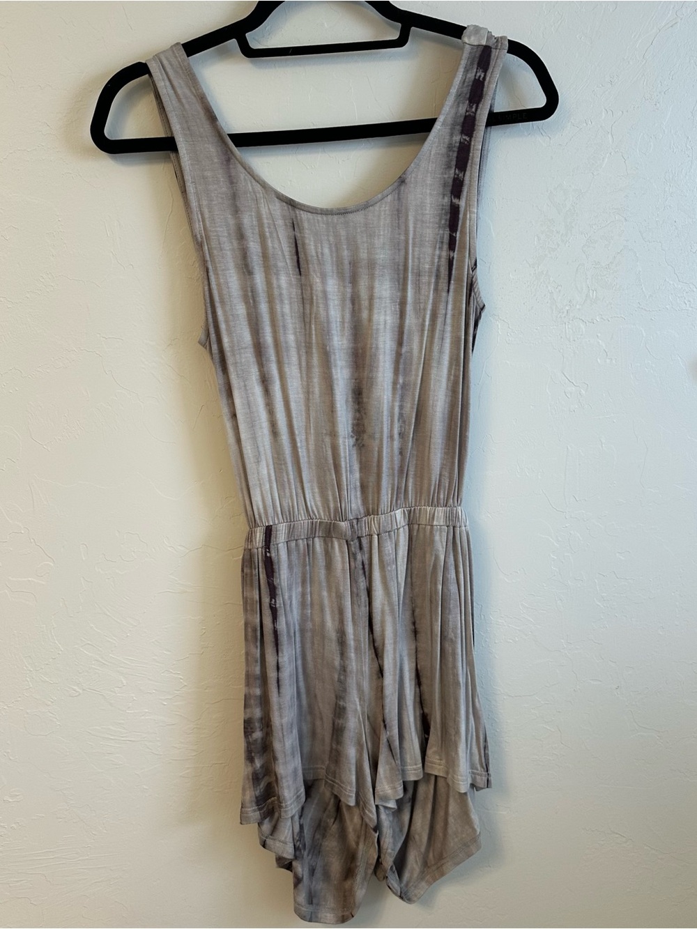 Gray Tie-Dye Sleeveless Romper